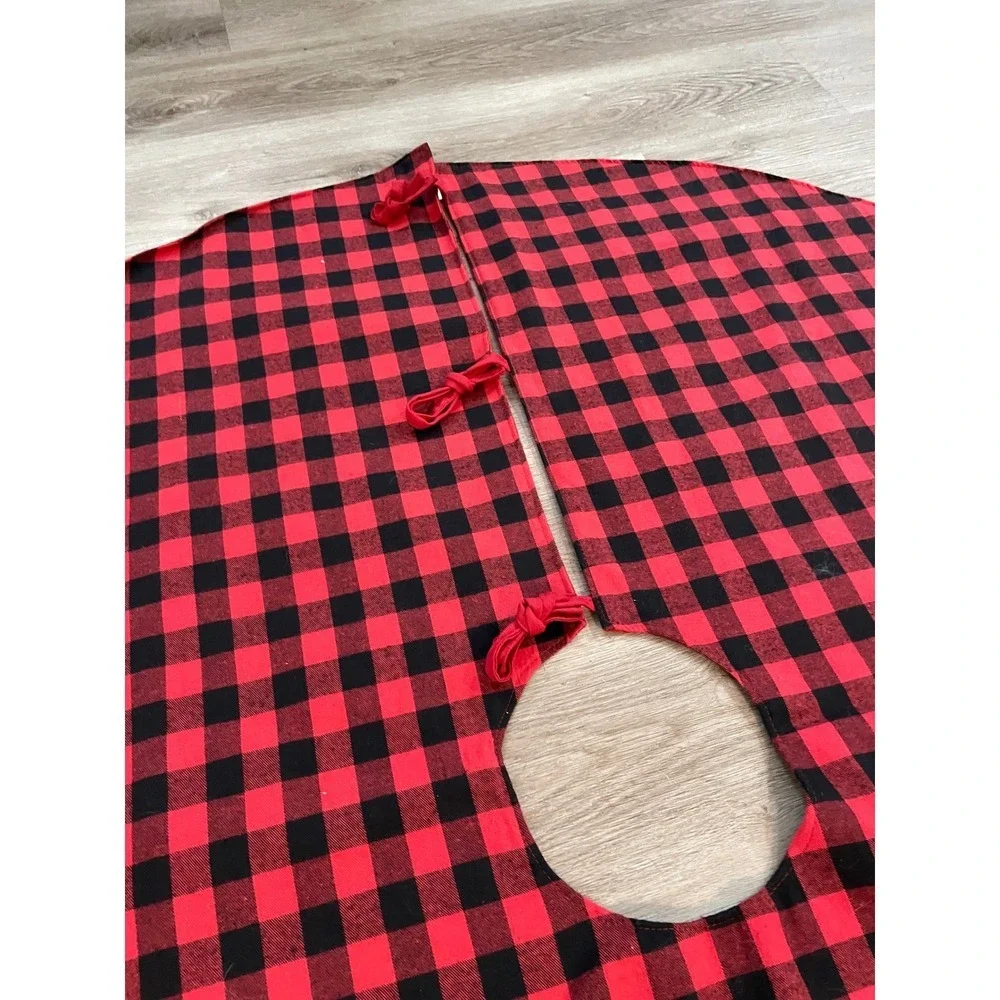 Jingles Joy Red Black Buffalo Plaid‎ Christmas Tree Skirt Santa Sleigh Reindeer